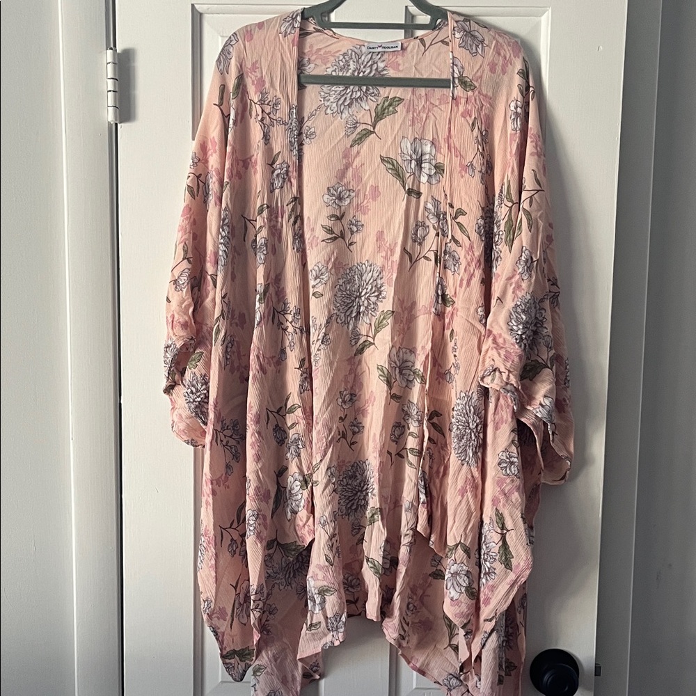 Dainty Hooligan Blush Floral Kimono